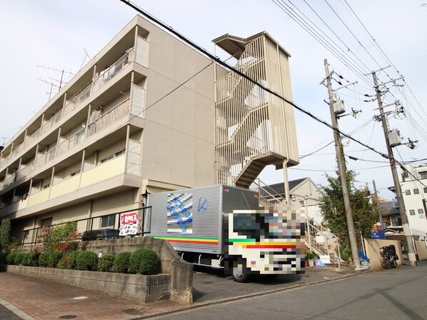 マンション藤の物件外観写真